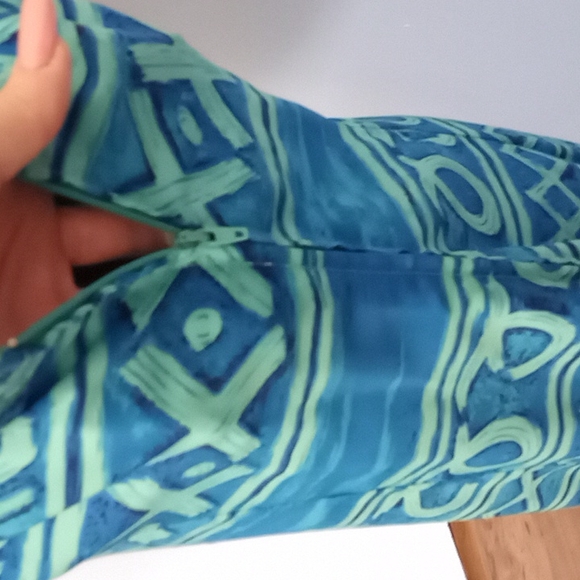 Kathie Lee ,size 14 maxi blue and green, sleeveless. - Picture 3 of 4